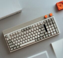 Retro Wireless Bluetooth Mechanical Keyboard